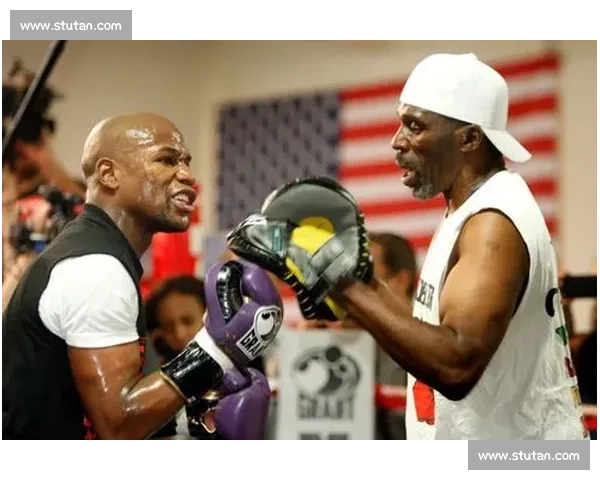 黑曼巴与闪电侠巅峰对决重现经典时刻热血集锦篮球岁月永恒传奇